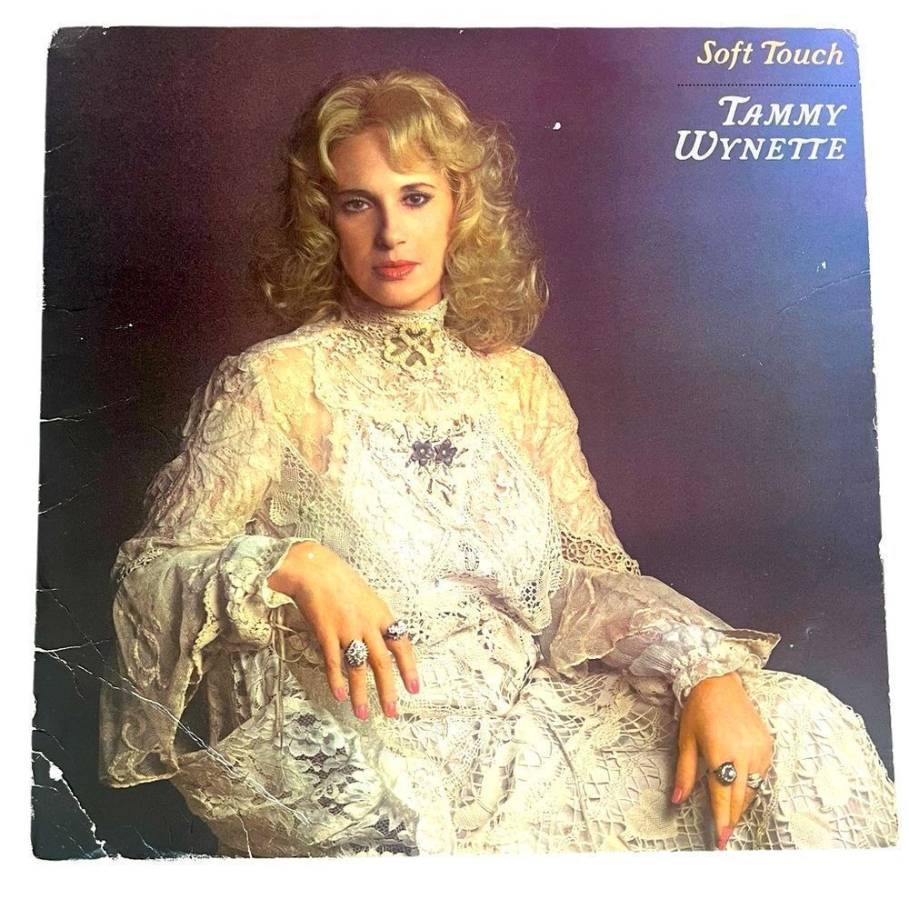 VINTAGE TAMMY WYNETTE - SOFT TOUCH‎ 1982 EPIC RECORDS COUNTY VINYL RECORD LP 12”